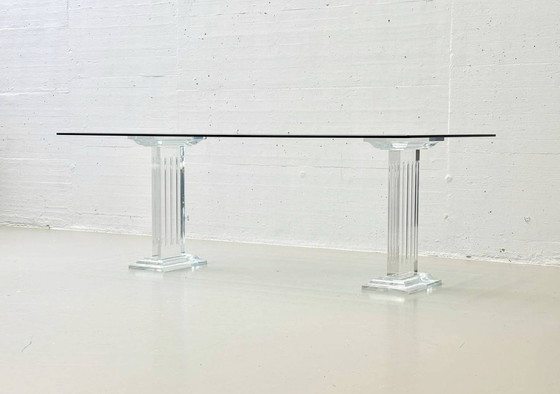 Image 1 of Tavolo in vetro con gambe a colonna in vetro acrilico di FABIANART dall'Italia, Roma anni '80
