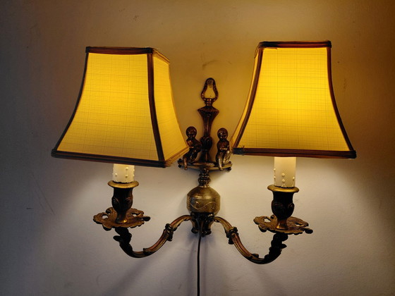 Applique classica stile barocco, Bronzo/Ottone con angioletti (Putti), Tessile, Beige (foto 2 di 7)