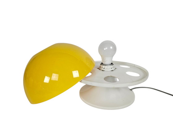Image 1 of Luxus - Lampe champignon - Âge de l'espace - design plastique - Suède - années 1960