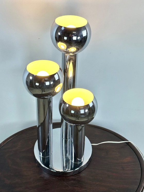 Vintage Space Age Chrome Table Lamp 1970s – Metal (photo 10 of 12)