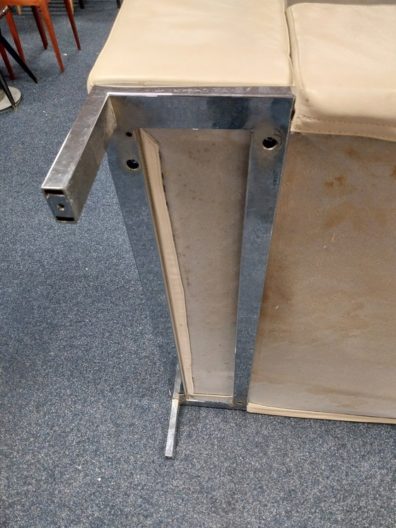 Image 1 of 1 divano in pelle Zanotta anni '70 a 3 posti e mezzo. Prodotto in Italia