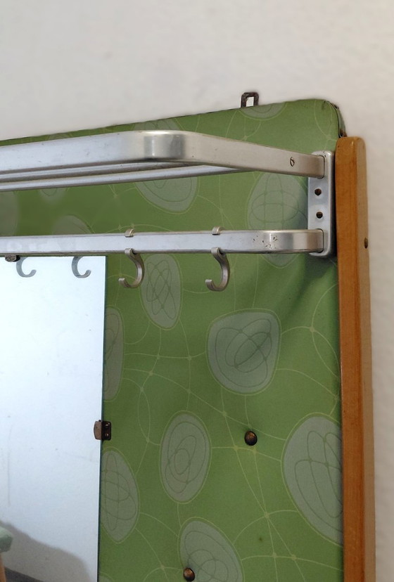 Image 1 of Armadio a muro anni '50 in verde