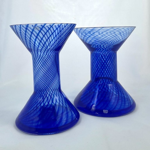 Paire de vases « Zoom » bleu cobalt Bertil Vallien pour Kosta Boda, Suède 1970