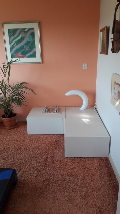 Magnifique meuble d'angle de haute qualité 130lx130bx60dx34h