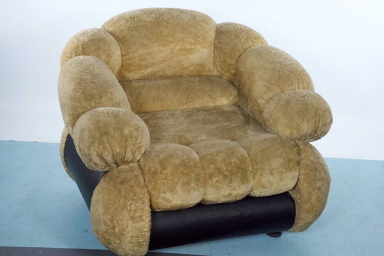 Image 1 of Space Age fauteuil van Adriano Piazzesi, crèmekleurige teddybeer en kunstleer, jaren 70, Italië