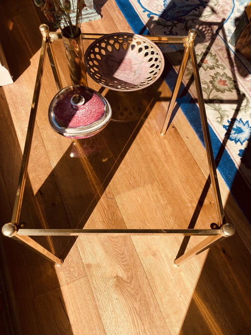 2x Vintage Hollywood Regency Beistelltisch/Couchtisch aus Messing mit Rauchglas