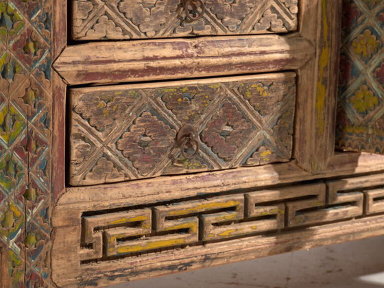 Antique Chinese carved fir low sideboard with ornate panels – Gansu, circa 1930 (photo 28 of 40)