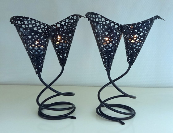 Image 1 of Coppia di candelabri doppi in metallo traforato, stile Matégot, anni '60/'70