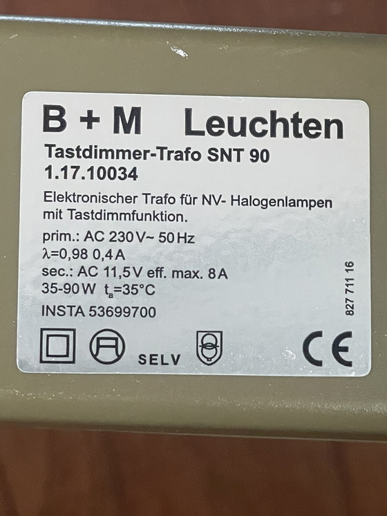 Image 1 of B+M Leuchten  Tafellamp  mat/gepolijst messing mat wit gevlamd glas  Jaren 90