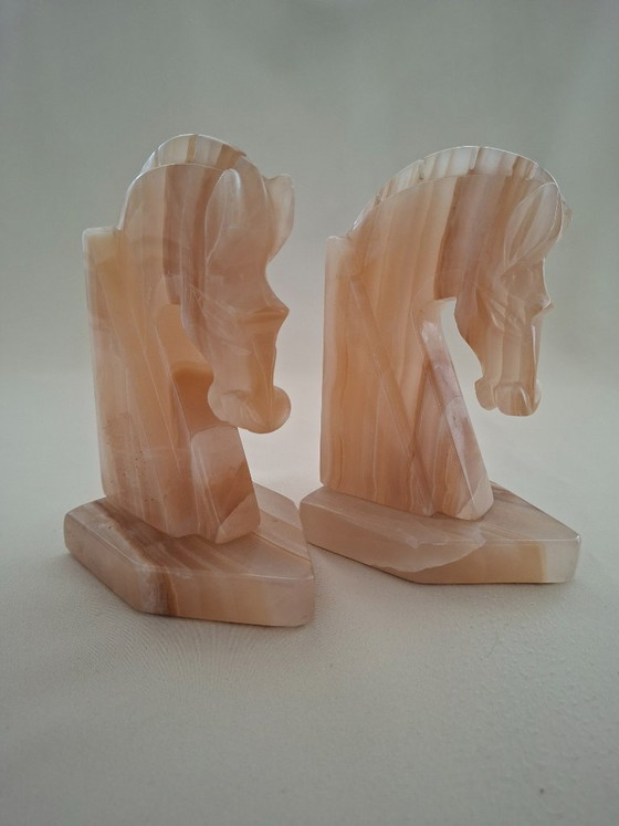 Image 1 of Set antiker Onyx-Buchstützen – Pferdeköpfe