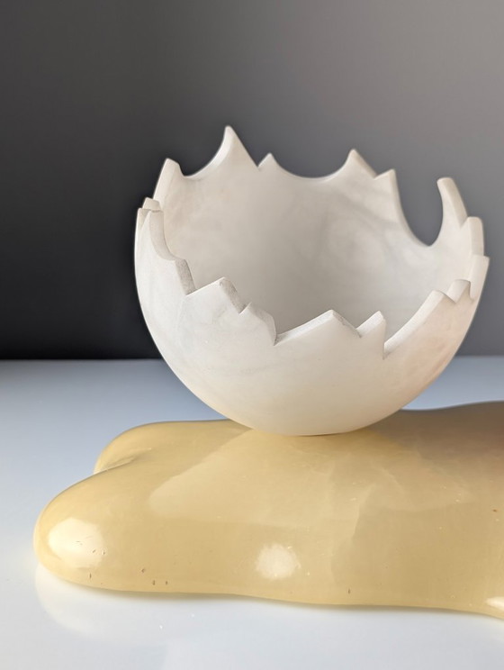 Marco Ricciardi Broken Egg Alabaster Table Lamp Sculpture, Italy, 1980s – Metal, Plastic (photo 14 of 21)