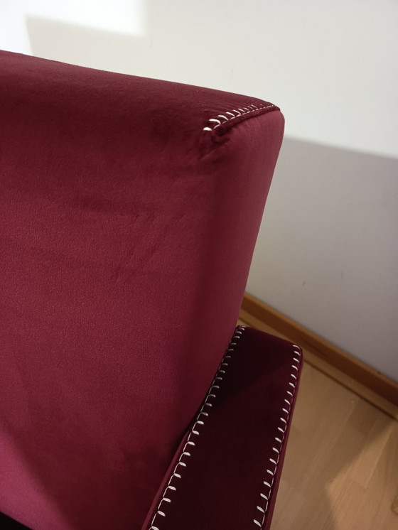 Image 1 of CASSINA 2X Poltrone 637 UTRECHT  (NUOVE MAI USATE) in Velluto 13L Ortigia/Plum con Cuciture in filo Naturale a punta Cavallo