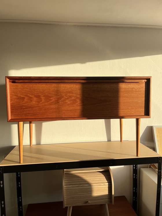 Image 1 of Scandinavische dressoirs