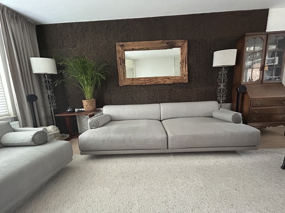 Image 1 of Sofá Giorgetti Maharaja + Love Seat — Diseñado por Antonello Mosca