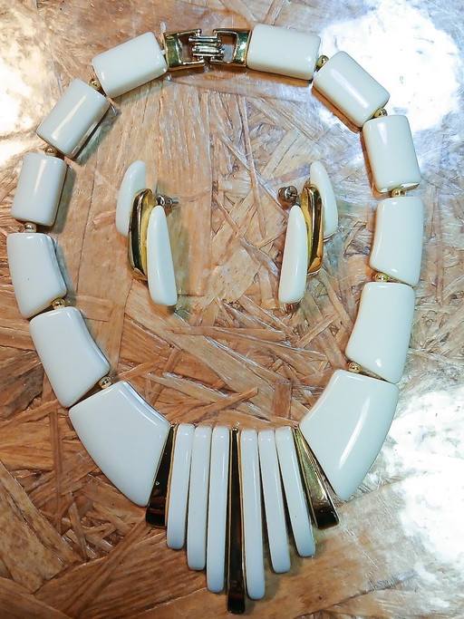 Conjunto de collar y pendientes originales vintage de los años 70, blanco y dorado