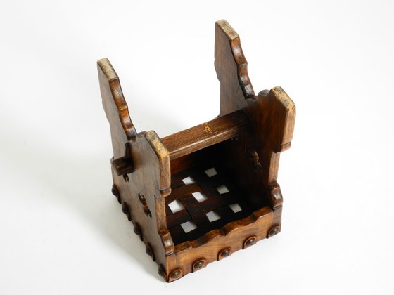 Image 1 of Bellissimo sgabello in rovere degli anni '40 con seduta realizzata con cinghie di cuoio