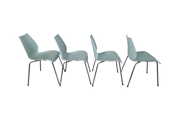 Image 1 of 4x Kartell Maui chairs by Vico Magistretti