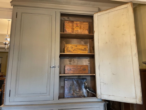 Image 1 of Vitrine haute de cuisine 266 cm, style français