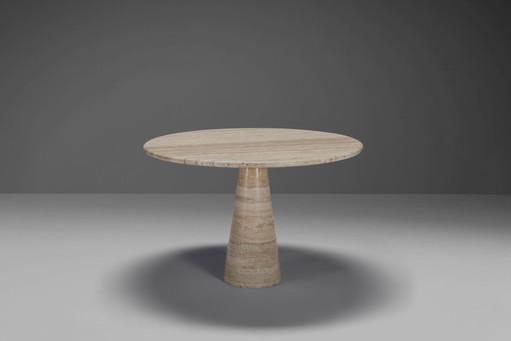 Impressionnante table de salle à manger ronde en travertin naturel, Italie, années 1970