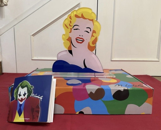 M. Lodola, sérigraphie sur plexiglas, « Le rêve d'Hollywood », 34,1 × 0,7 × 31,2 cm, pop