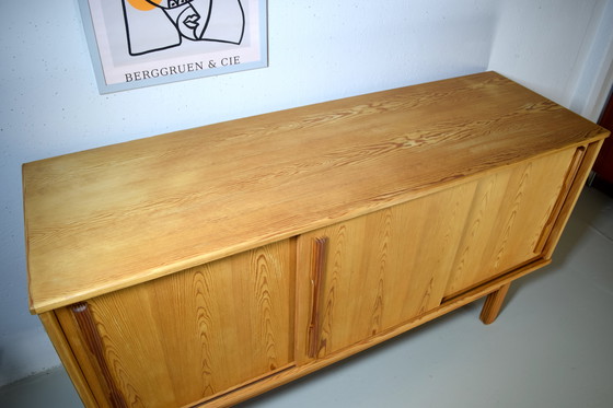 Image 1 of Deens dressoir/commode uit de jaren 70, vintage model.