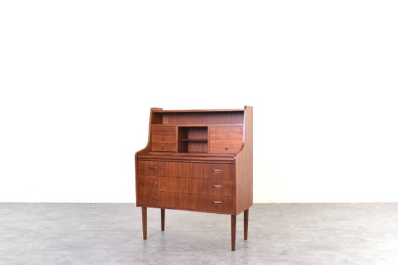 Mid-Century dänischer Teakholz Schreibtisch, 1960er Jahre., Braun, Mid Century Modern (Foto 4 von 15)
