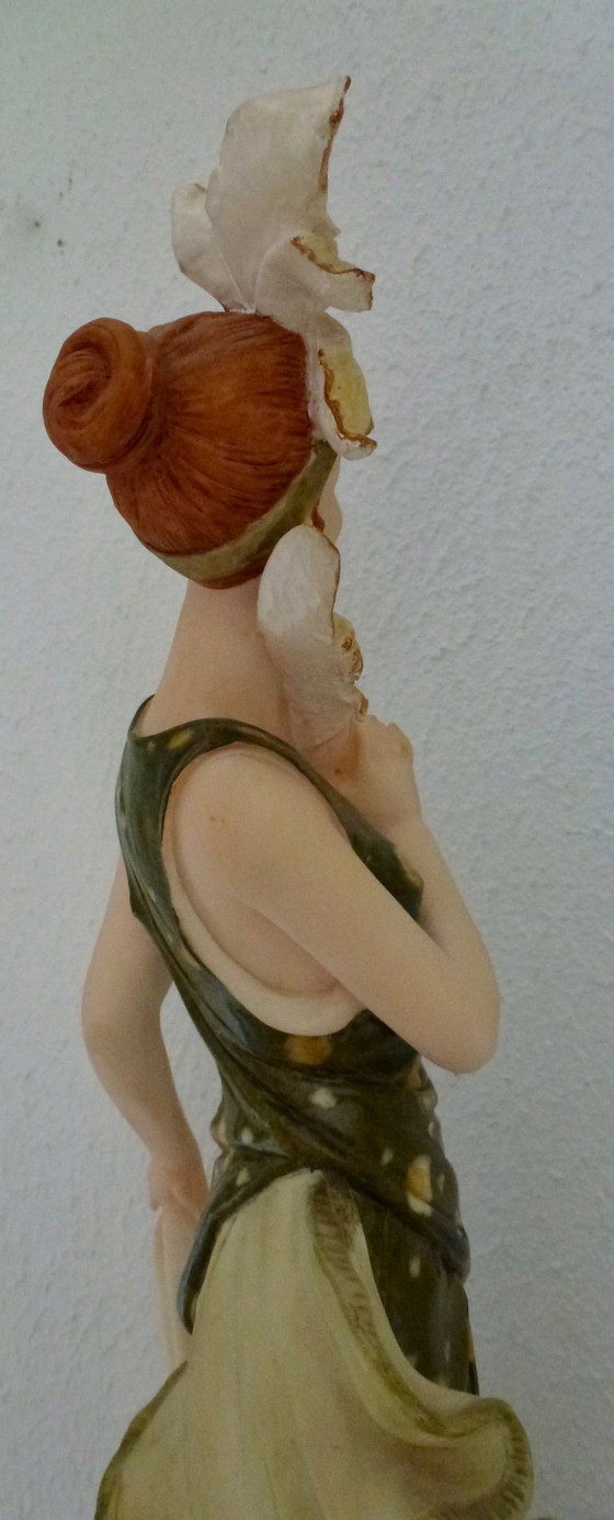 Image 1 of Sculpture by Giuseppe Armani, named “Samantha”.