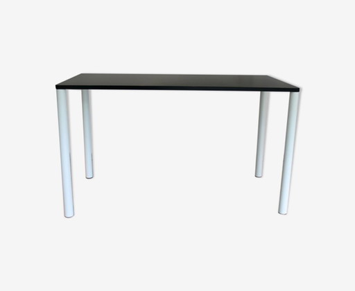Table Haute Par Julien Renault Pour Hem