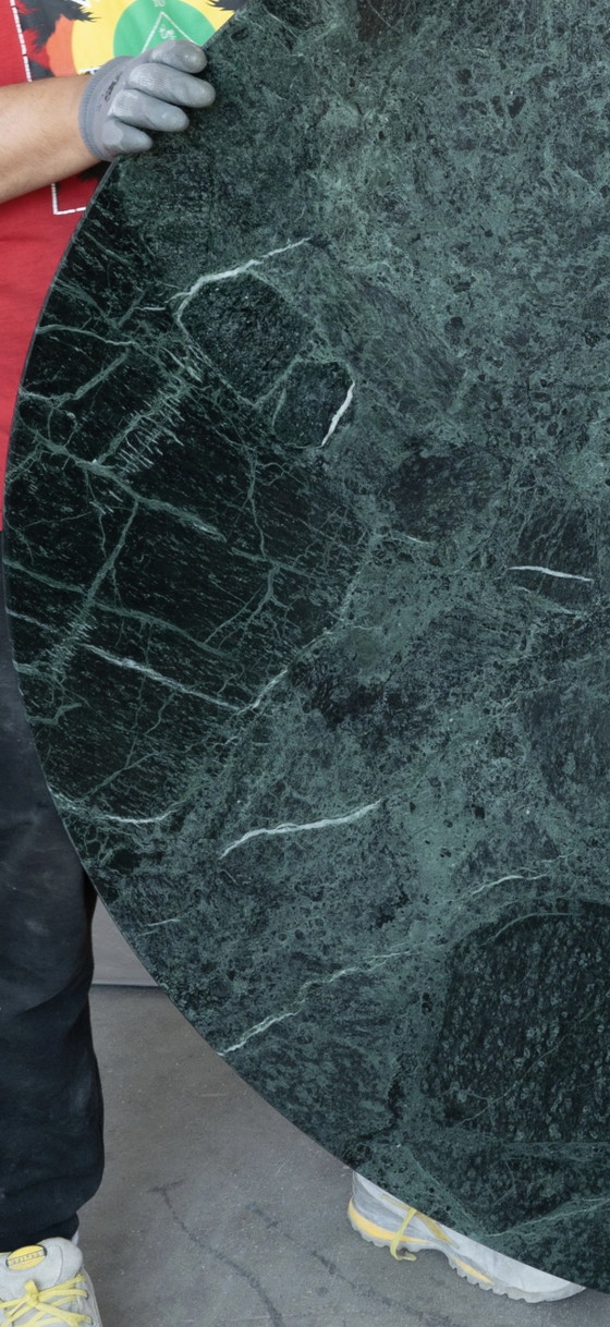 Originele ronde Knoll Tulip eettafel (152cm) in Alpi Verde glanzend in NIEUWSTAAT!! Eero Saarinen – Marble (photo 14 of 15)