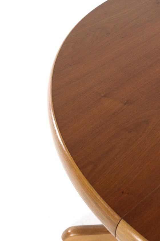 Image 1 of Compact 2x extendable dining table 'Mannheim' vintage