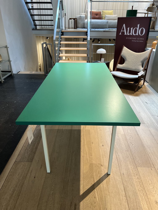 HAY - Two Colour Table