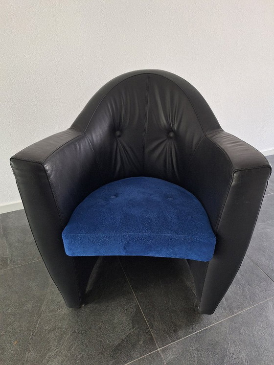 Image 1 of Leolux Carabita black leather with blue Cantara seat