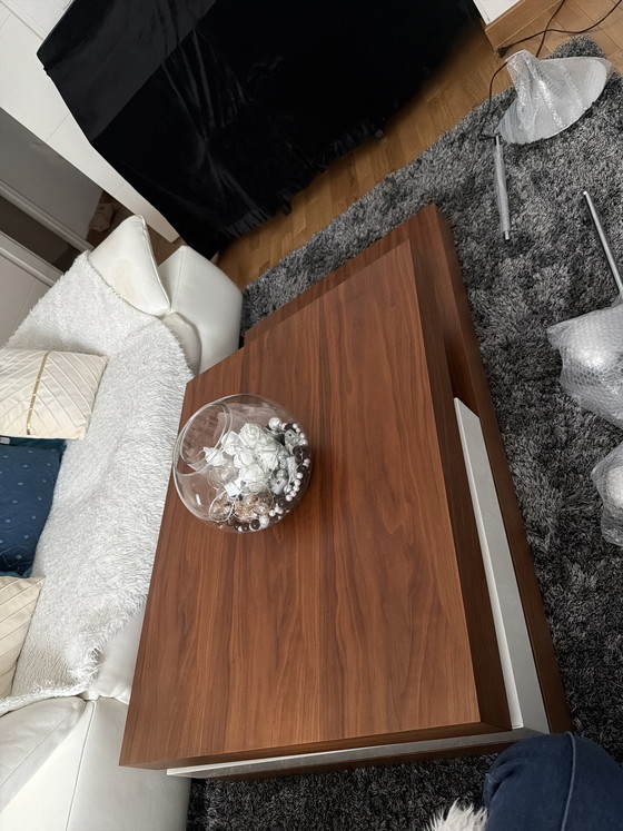 Image 1 of design del basso del tavolo