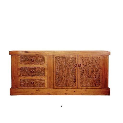 Brutalist solid wood sideboard with two doors and three drawers - Second half of the 20th century.