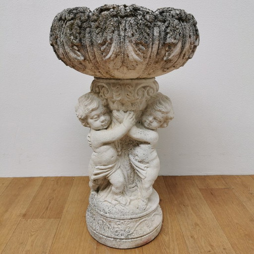 Antico vaso da giardino in pietra fioriera, fioriera jardinière in cemento