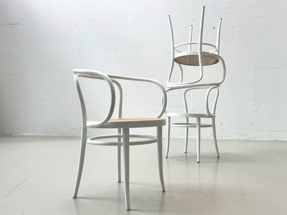 Image 1 of Set of 4 bentwood chairs 209 by Thonet from 2020