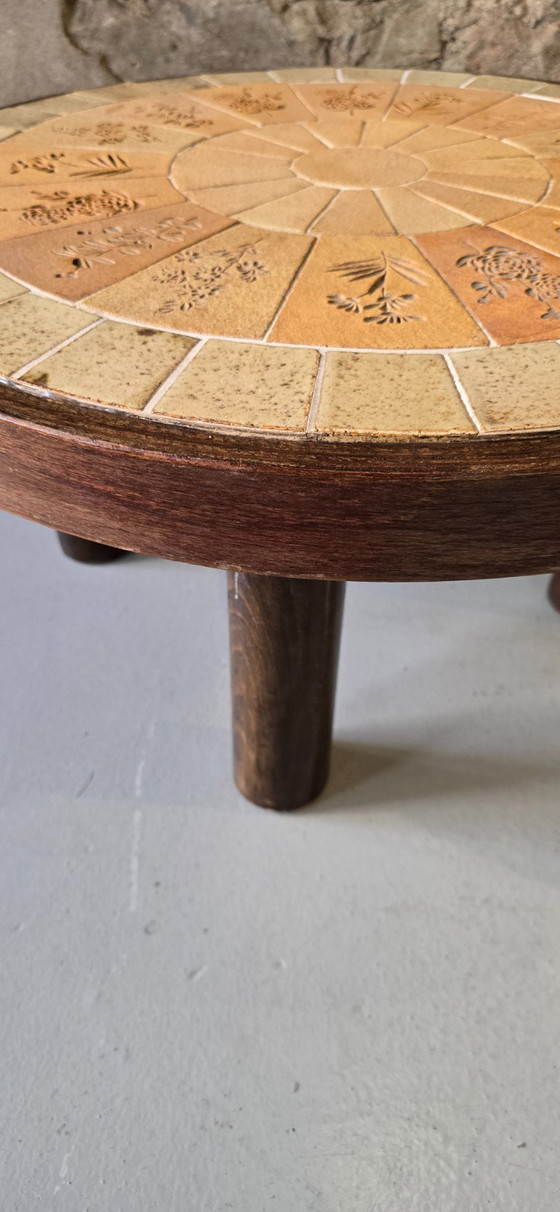 Image 1 of Raymonde Le Duc (geb. 1929) – Couchtisch aus Keramik und Holz, Vallauris, um 1960