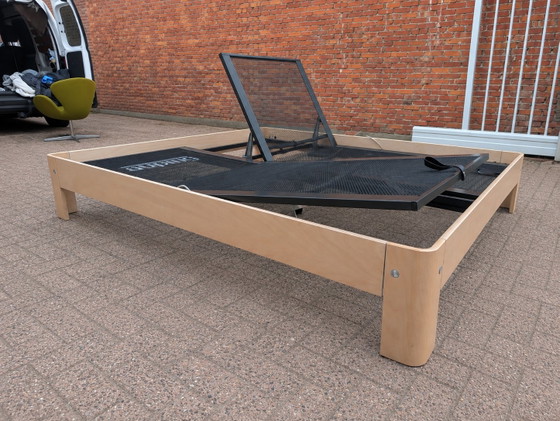 Auping Aurode 180 X 200 | Verstelbaar – Tweepersoonsbedden, Metal, Wood (photo 4 of 7)
