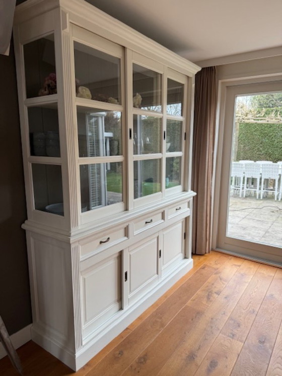 Image 1 of Grande credenza in stile rustico RAL 9010