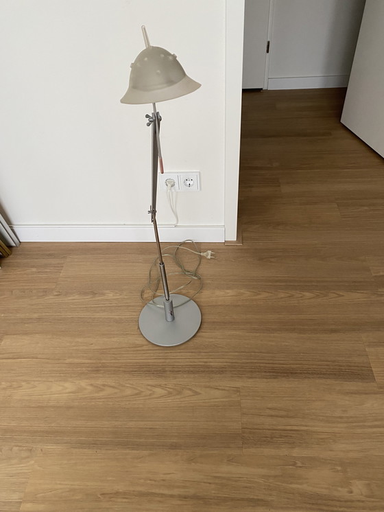 Image 1 of Vloerlamp prototype Floor 75 W halogeen ontwerper Ingo Maurer