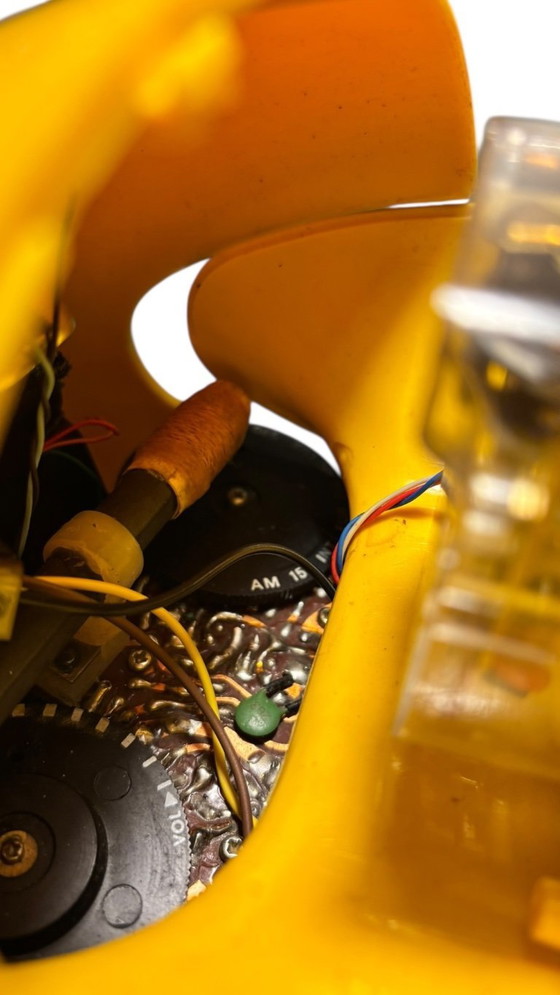 Image 1 of Radiosveglia AM Japy degli anni '70, alimentata tramite USB, modello Space Age