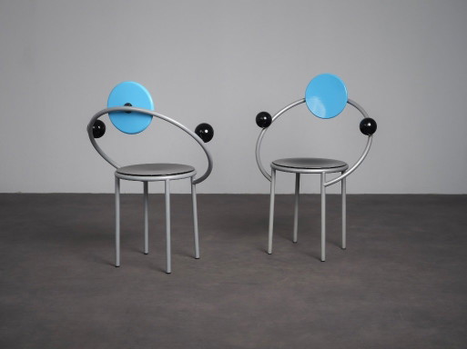Par de First Chairs de Michele De Lucchi para Memphis Milano, Italia, 1981