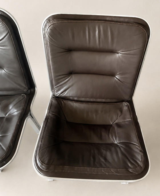 Raro set di 4 sedie da pranzo di Eric Sigfrid Persson — Svezia, anni '70 – Aluminium, Leather (photo 14 of 15)