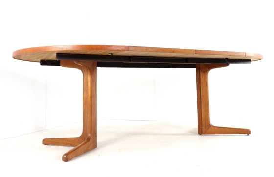 Image 1 of Tavolo da pranzo rotondo allungabile 2x di S. Burchardt Nielsen, design vintage danese.