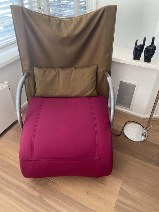 Fauteuils zen Ligne Roset avec pouf