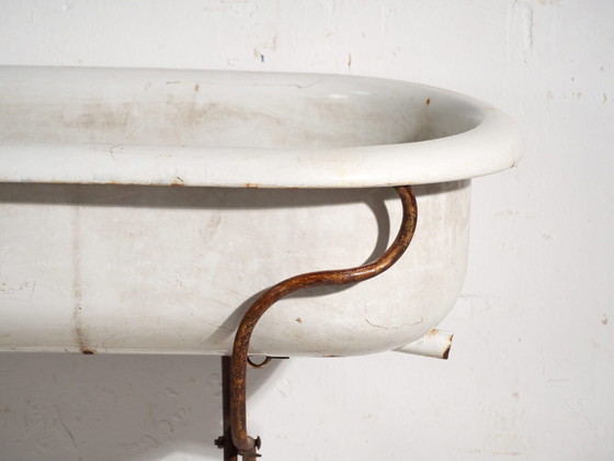 Antique bathtub in enamelled iron – Central Europe, circa 1950 #2 – Decorative Objects, Industrieel (photo 34 of 40)