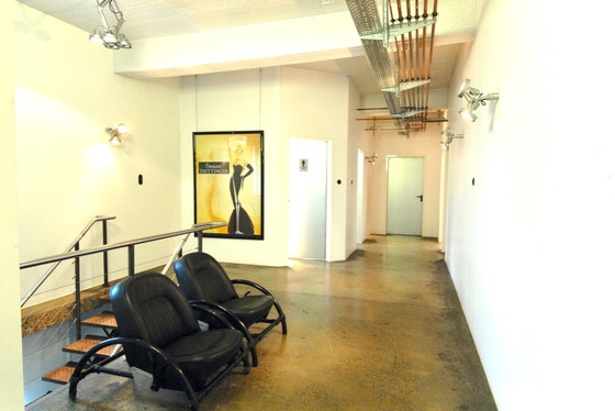 Image 1 of ron arad - sedia rover originale (ca. 1981) - restaurata - classico del design