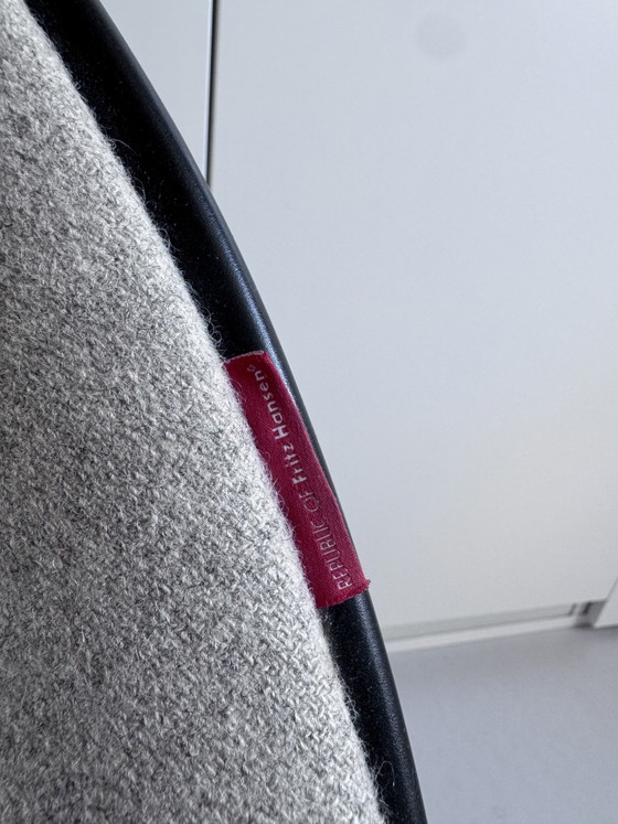 Fritz Hansen Rin Chair – Draaistoelen, Aluminium, Textile (photo 3 of 7)