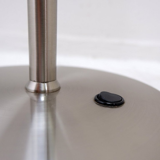 Image 1 of Par de lámparas de mesa de acero cepillado con inclinación ajustable - Reino Unido