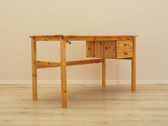 Scrivania danese in legno massello di pino con piano regolabile e cassetti, risalente agli anni '90. (photo 9 of 21)
